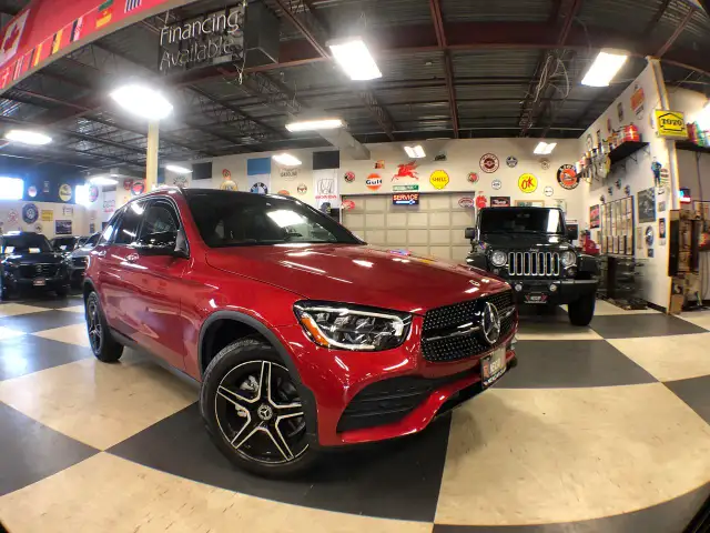 2022 Mercedes-Benz GLC-Class 300 AMG PKG AUTO PARK 4MATIC LEATHE