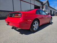 Beautiful Fairlady Z with only 102 000 KM ! 5 Speed manual transmission ! All original except Billy... (image 9)