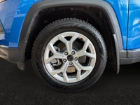 Premium Cloth/Vinyl Bucket Seats, Dual-Pane Panoramic Sunroof, Remote Start, Heated front seats, Hea... (image 8)