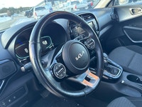 Wireless Charging, Heated Steering Wheel, Lane Keep Assist, Blind Spot Detection, Android Auto! SALE... (image 8)