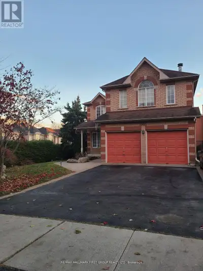 1905 PINE GROVE AVENUE Pickering (Highbush), Ontario