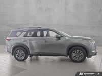 CLEAN CARFAX, APPLE CAR PLAY, ANDROID AUTO, MOONROOF, REMOTE ENGINE START.. Featuring an 8-inch touc... (image 5)