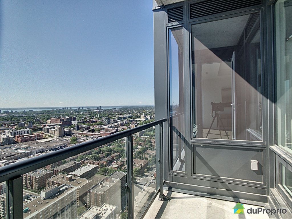 $685,000 - Condominium in Ville-Marie (downtown, old Mtl) — photo 2