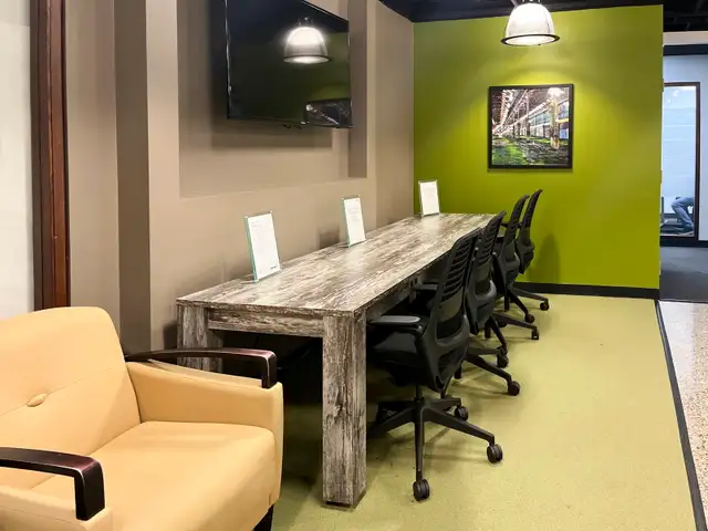 Large All-Inclusive Office at Regus Argentia Road – Mississauga in Commercial & Office Space for Rent in Mississauga / Peel Region - Image 6