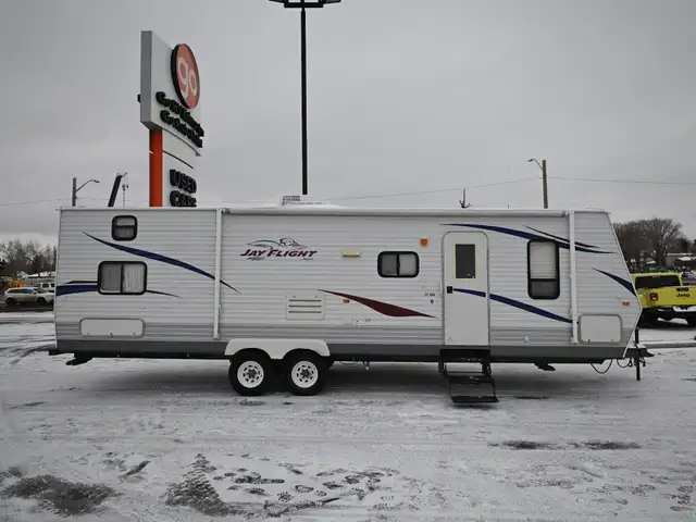 2010 Jayflight 29QBH in Travel Trailers & Campers in St. Albert - Image 8