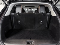 The 2024 INFINITI QX60 LUXE serves as the tech-forward sweet spot of the lineup, balancing premium u... (image 8)