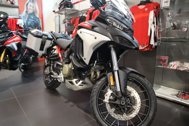 2025 Ducati Multistrada V4 Rally Brushed Aluminium & Matt Black in Sport Touring in Edmonton - Image 2