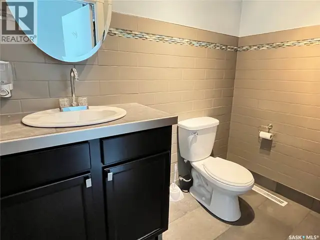 108 Aspen STREET Leroy, Saskatchewan in Commercial & Office Space for Sale in Saskatoon - Image 10