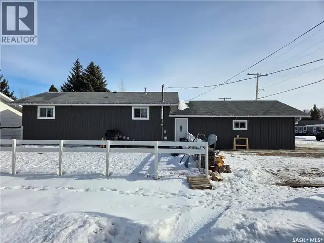 34 Lumsden STREET Manor, Saskatchewan in Houses for Sale in Regina - Image 7