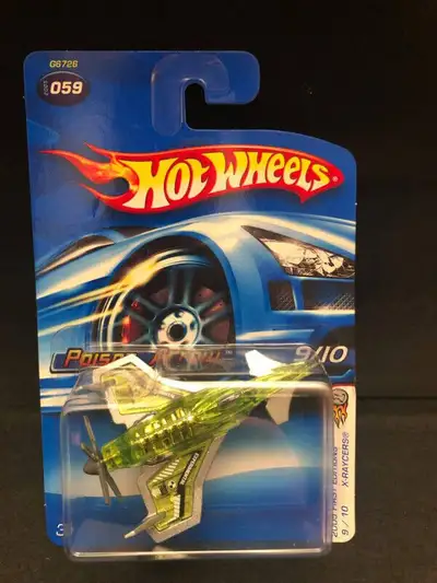Mint on Card 2005 Poison Arrow Hot Wheel, south side pick up, no holds without e transfer, if posted...
