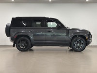... Engine: Moteur à 4 cylindres 2.0l L/100Km City: 13.2 L/100Km Hwy: 11.9 Safety Equipment Poutres... (image 2)