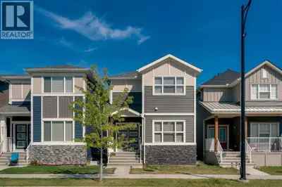 *OPEN HOUSE SAT (AUG 22) 3PM-5PM*THIS IS THE ONE YOU'VE BEEN WAITING FOR! OVER 2,850 SQ. FT. OF FRES...