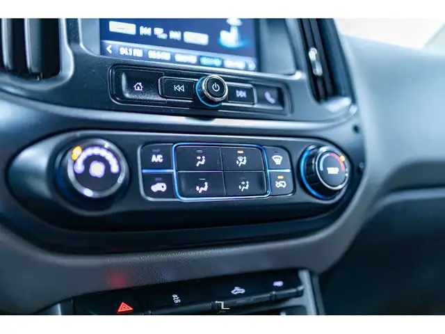 2017 Chevrolet Colorado 4x4 Crew Cab WT Longbox PSeat BCam in Cars & Trucks in Red Deer - Image 20
