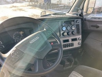 2020 Freightliner T11664ST 2020 FREIGHTLINER T11664ST;Heavy Duty Trucks - CONVENTIONAL W/O SLEEPER P... (image 9)