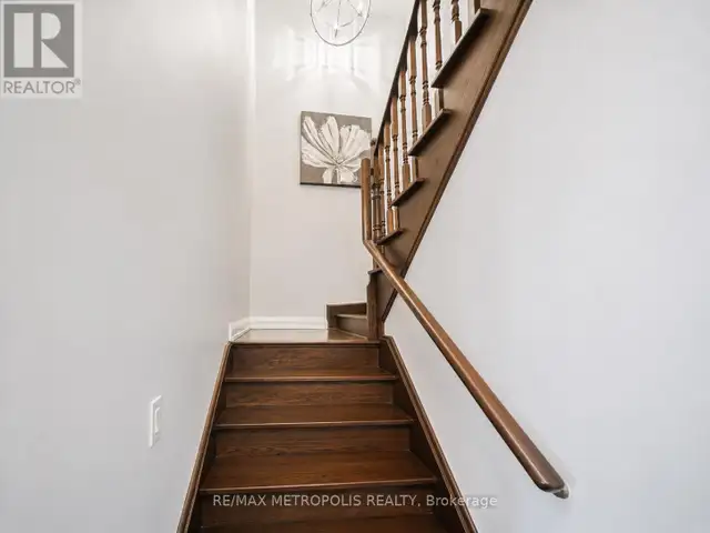 PH16 - 1070 SHEPPARD AVENUE W Toronto (York University Heights), in Condos for Sale in City of Toronto - Image 9