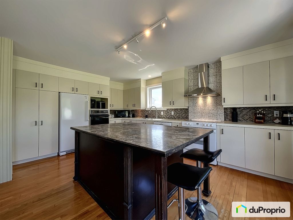 $419,000 - Bungalow for sale in Ste-Perpetue — photo 3