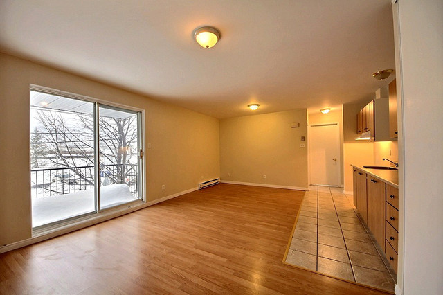 Appartement 3 1/2 à louer à Jonquière près du Cégep de Jonquière dans Locations longue durée  à Saguenay