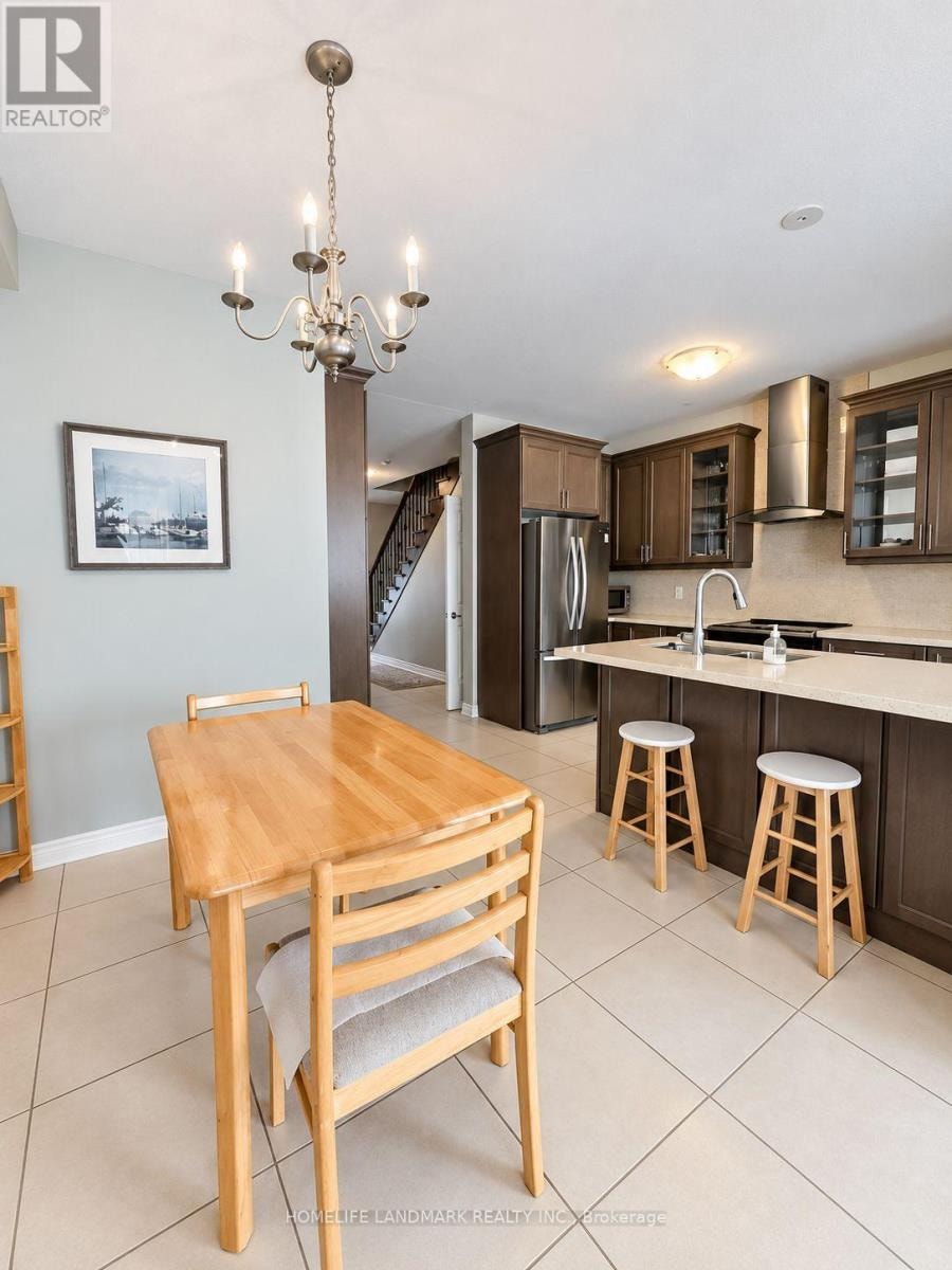 91 HUGUENOT ROAD Oakville (GO Glenorchy), Ontario 4
