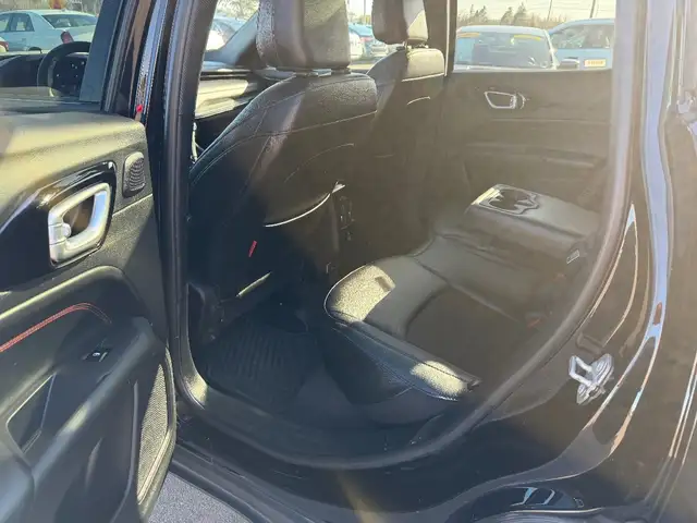 2024 Jeep COMPASS4455885896797593613