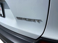 This Jeep Cherokee has a strong Regular Unleaded V-6 3.2 L/198 engine powering this Automatic transm... (image 9)