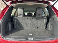 Double L Motors Ltd. FOR SALE: 2016 Nissan Pathfinder SL 4WD This Pathfinder is the perfect blend of... (image 5)