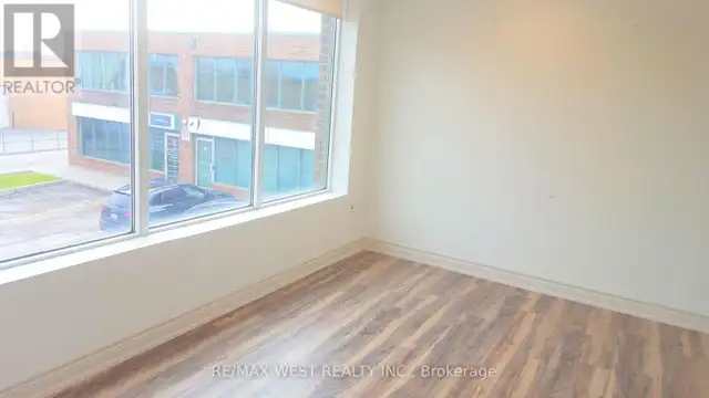 17 - 115 WOODSTREAM BOULEVARD Vaughan (Vaughan Grove), Ontario in Commercial & Office Space for Rent in Markham / York Region - Image 3