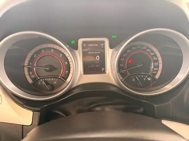 2012 Dodge Journey FWD 4dr SXT in Cars & Trucks in Longueuil / South Shore - Image 17