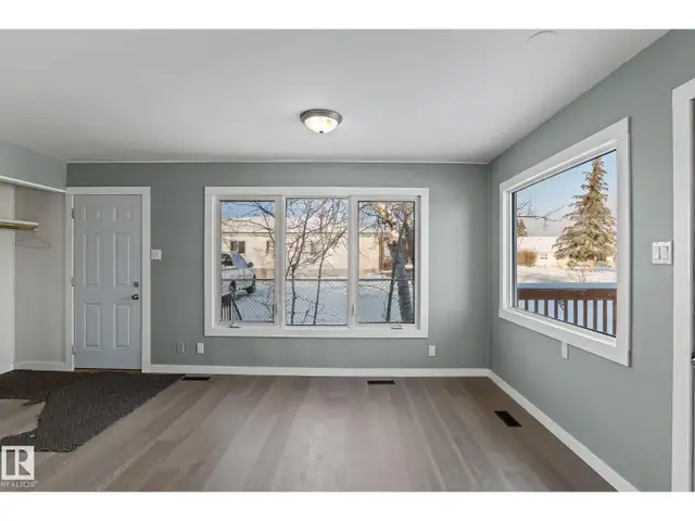 315 10 ST Cold Lake, Alberta in Houses for Sale in Edmonton - Image 10