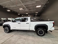 TOW HITCH, LED HEADLIGHTS, HEATED MIRRORS Find versatility and rugged charm in the 2024 Toyota Tacom... (image 5)