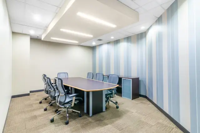 Office space for rent for 1 person in Etobicoke Toronto in Commercial & Office Space for Rent in City of Toronto - Image 16