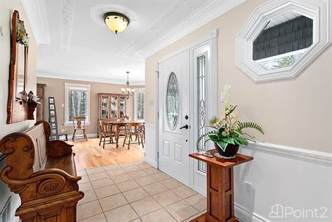 Homes for Sale in L'ile du Grand Calumet, Quebec $999,900 in Houses for Sale in Renfrew - Image 2