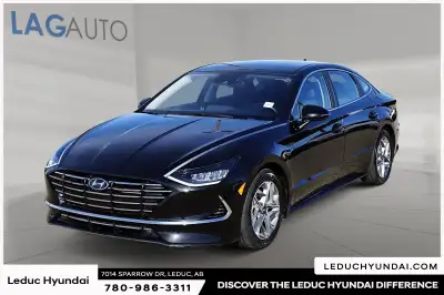 2021 Hyundai Sonata Preferred Experience the Hyundai Sonata Preferred with only 64205 km on the odom...