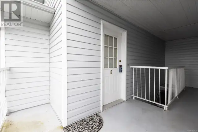 8 272 Harwell Rd Nanaimo, British Columbia62865717440257121