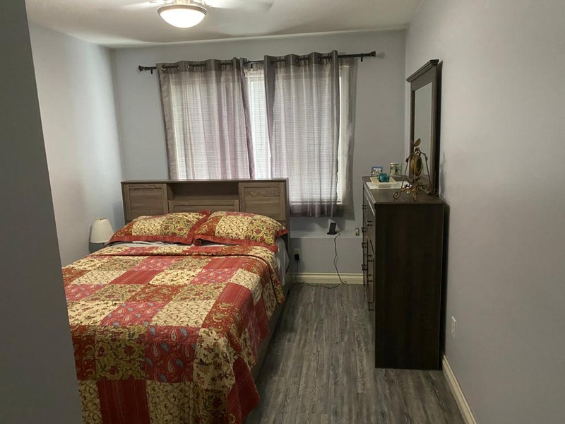 Lovely Room for Rent in 114A Ave., Maple Ridge Room Rentals