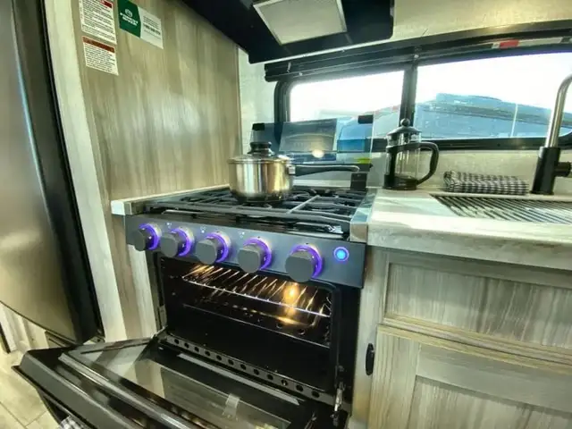 2025 EAST TO WEST Della Terra 250QB in Travel Trailers & Campers in Bedford - Image 26