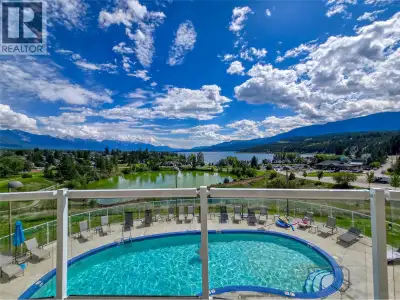 YOU KNOW YOU WANT IT! Welcome to Heron Point, one of Invermere's most sought-after addresses! Perche...
