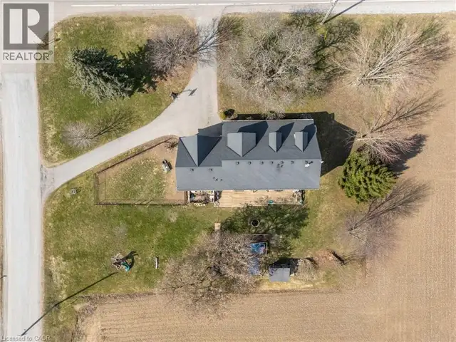 1652 OLD HIGHWAY 24 Waterford, Ontario in Houses for Sale in Norfolk County - Image 39