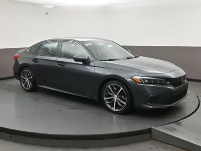 Sporty And Well Equipped Civic Touring Comes with Apple Car play/Android Auto Leather Interior, Navi...