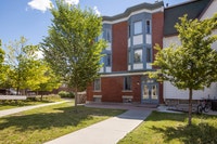 Welcome to 28 Gilmour Street! 1 &2 Bedroom Apartment Available Now. This bright, quiet one-bedroom a... (image 6)