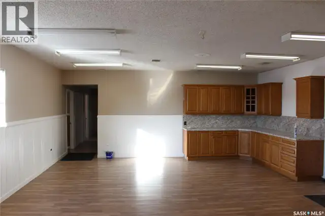 444 RIVER STREET W Moose Jaw, Saskatchewan in Commercial & Office Space for Sale in Moose Jaw - Image 15