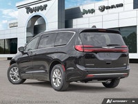 This Chrysler Pacifica delivers a 3.6L V6 Engine engine powering this Automatic transmission. WHEELS... (image 5)