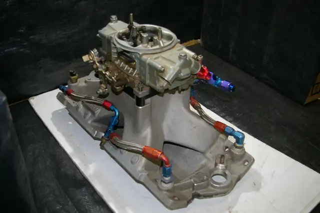 INTAKE MANIFOLD BRODIX PROFORM CARBURETOR in Engine & Engine Parts in Edmonton - Image 3