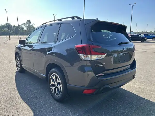 2023 Subaru Forester Touring | No Accidents | Panoramic Roof in Cars & Trucks in Hamilton - Image 28