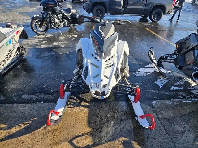 2021 POLARIS 850 INDY XC 129 LAUNCH EDITION (FINANCING AVAILABLE in Snowmobiles in Strathcona County - Image 4