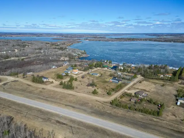 Excellent opportunity to acquire a prime vacant lot in Alexander