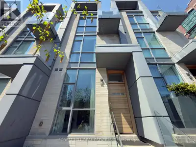 Sleek Modern Townhome In The Heart Of Trinity Bellwoods W/ Over 2000 Square Feet Of Interior Living...