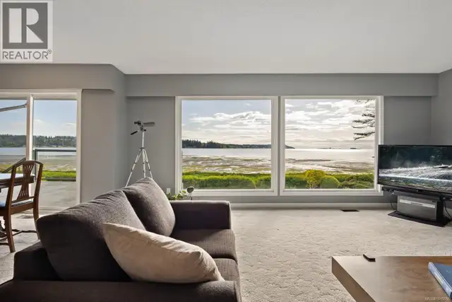 3440 Sandpiper Dr Courtenay, British Columbia in Houses for Sale in Comox / Courtenay / Cumberland - Image 11