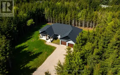 Customize your brand new country bungalow on 2.5 acres. Only minutes to Shelburne, easy commuter acc...