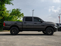115-Volt Auxiliary Power Outlet, 17 x 7 Aluminum Wheels, 20 x 8 Aluminum Wheels, 2nd Row In-Floor St... (image 8)
