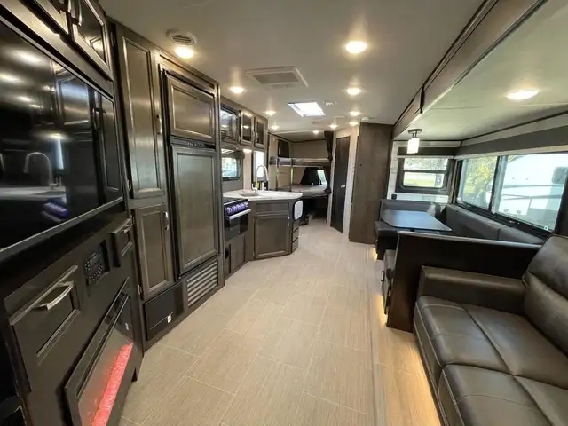 2021 Jayco White Hawk 29BH in Travel Trailers & Campers in St. Albert - Image 10